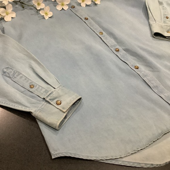 MacCluer Chambray Button Down Shirt 100% Cotton Faded Ombré Light Blue Denim - Picture 6 of 16